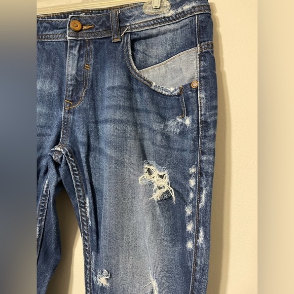 Zara Destroyed Basic Z1975 Jeans - Picture 3 of 10